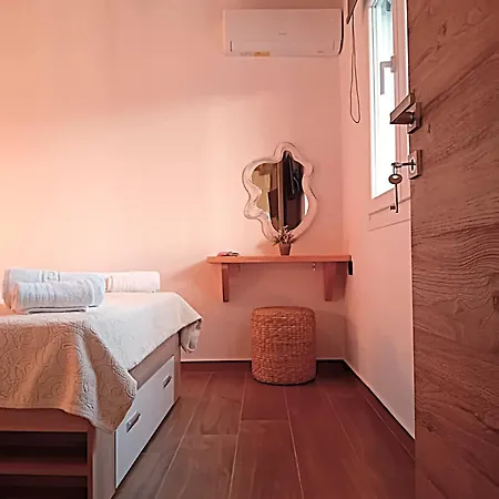 Ina Apartment